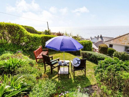 Cottage in Whitsand Bay, South Cornwall