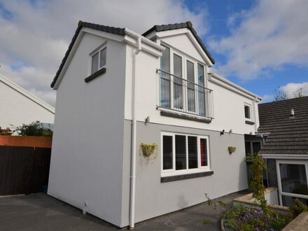 Wing in Saundersfoot, West Wales