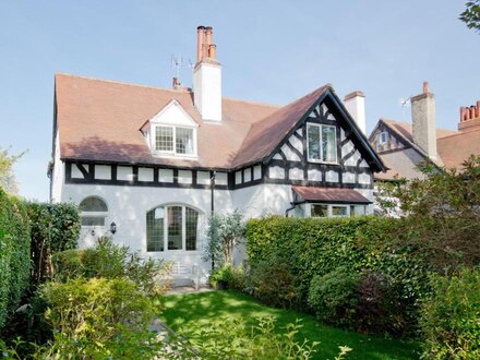 Cottage in Harrogate, North Yorkshire