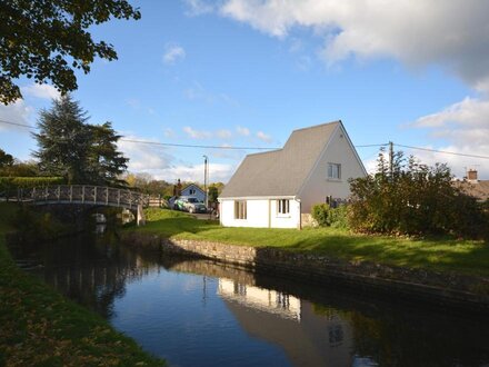 Cottage in Govilon, South Wales