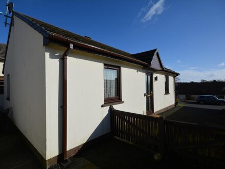 Bungalow in Saundersfoot, West Wales