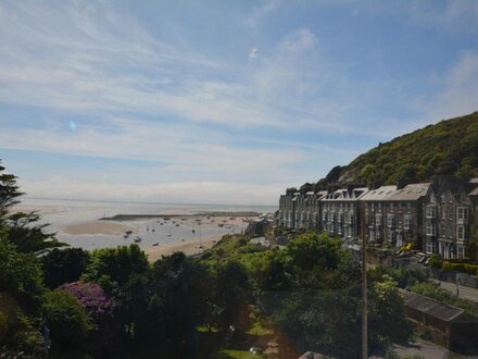 Apartment in Barmouth, North Wales