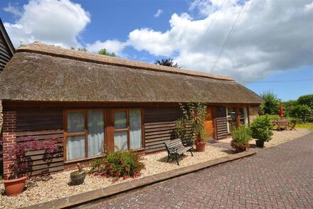 The Thatch - Elsdon Cottages