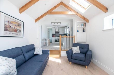 Marcella’s Retreat – St Ives – Sleeps 2 – Parking