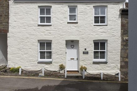 Traditional cosy cottage which lies in the heart of St Agnes