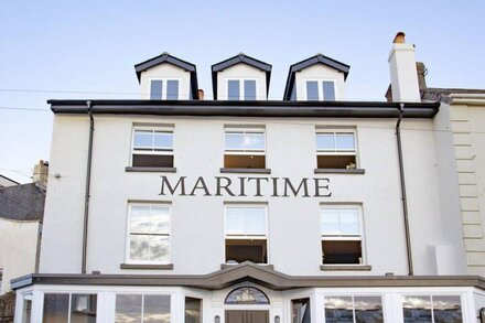 Pilgrim, Maritime Suites -  a suite that sleeps 2 guests  in 1 bedroom