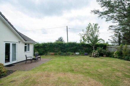 Spacious Bungalow nr Westward Ho!