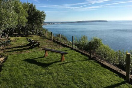 Highcliff Cottage - Clifftop Paradise