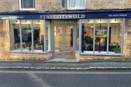 Romantic one bedroom apartment nestled in the heart of Stow-on-the-Wold - Durum