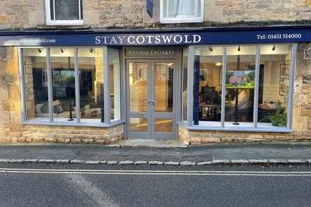 Cosy one bedroom apartment nestled in the heart of Stow-on-the-Wold - Maize