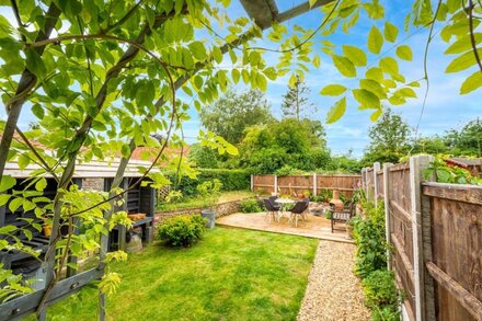 Super-stylish semi-detached cottage located in a quintessential Norfolk village