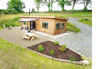 Living Roof Log Cabin Overlooking Private Woodland