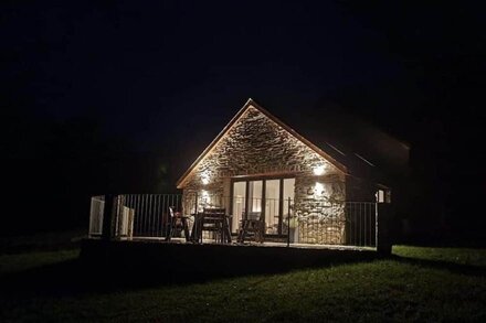 New luxury converted barn at the foot of Moel Hebog