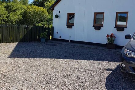 Tunnag cottage is around 10 mins walk to a Beautiful Tralee beach