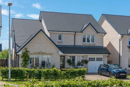 Fantastic Family Home in North Berwick by the Seaside & Scotland's Golf Coast