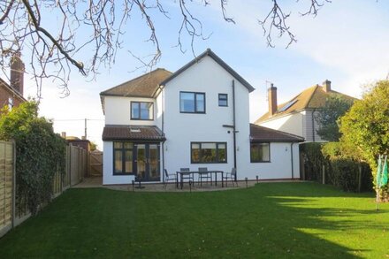 Seaside Retreat - Norfolk Holiday Homes