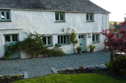 Peaceful South Lakes cottage with enclosed garden close to  Coniston water.