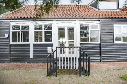 Sandy Lodge -  Detached Seaside House with amazing views.