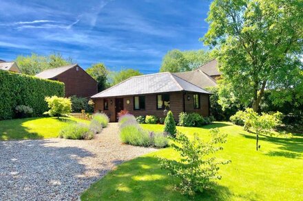 Manse Cottage in Bladon, Woodstock nr Blenheim Palace and Oxford