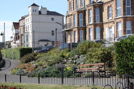 Stylish Broadstairs' flat, with private courtyard garden.