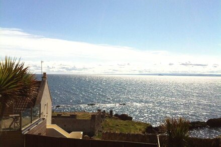 Idyllic  'c' listed, cottage in St.Monans