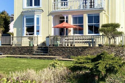 Beautiful, well appointed Victorian house with breathtaking Dyfi estuary views