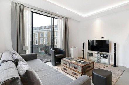 Brand New Contemporary Apartment on Chelsea/Fulham Border