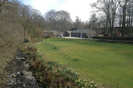 Tulip Cottage In An Idyllic Riverside Location, Lake District Nation Park.