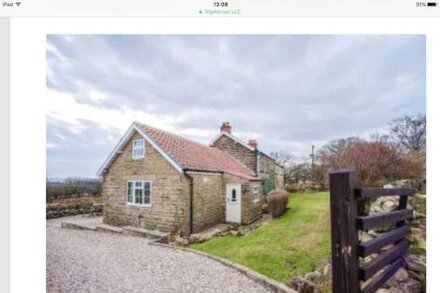 6 Bed Farmhouse, Goathland. North York Moors, Whitby. Own hot tub.