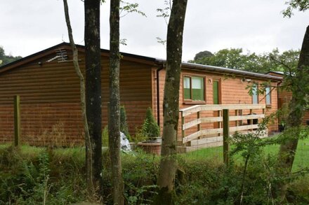 Ridge View Lodge -  a lodge that sleeps 3 guests  in 2 bedrooms