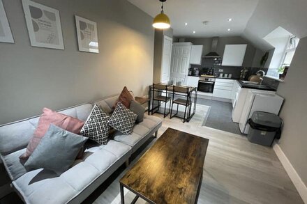 Horizon Apartments- Flat 14