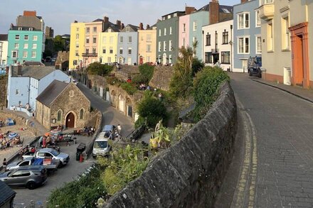 3 bed property in Tenby 10min walk from beach