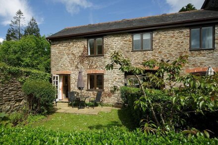 Gatehouse West - a lovely cottage set within 28 acres plus swimming pool