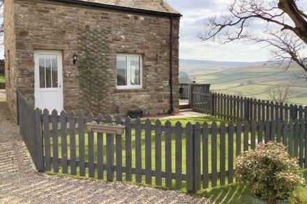 BYRE COTTAGE, pet friendly, with a garden in Garrigill, Cumbria