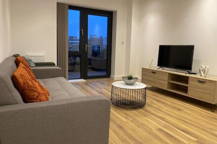 Cosy 2 bedroom apartment with balcony