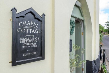 Chapel Cottage -  a  mkt - marketing that sleeps 4 guests  in 2 bedrooms