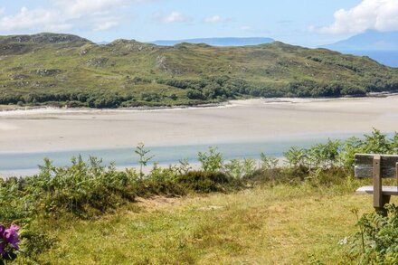 2 TOUGAL, family friendly, country holiday cottage in Mallaig