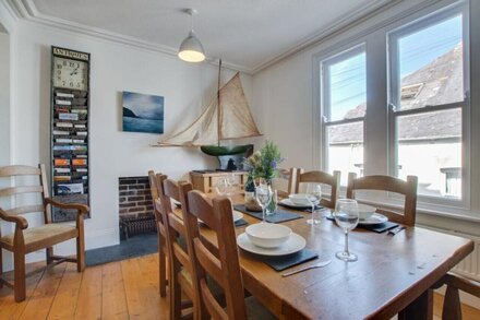 North End House - Four Bedroom House, Sleeps 7