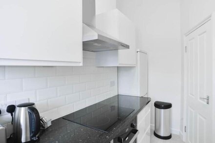 Elegant Studio Apartment in Euston, Camden Town