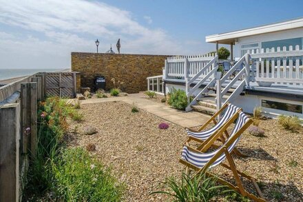 Skippers Cottage - sleeps 8 guests  in 4 bedrooms