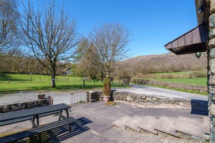 Seathwaite Lodge -  3-Bed Cottage in the Duddon Valley. Pub nextdoor