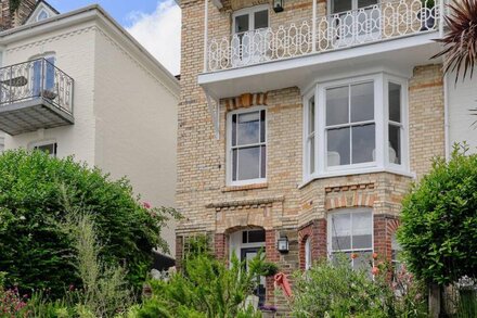 Beautiful Victorian Villa on Fowey Esplanade with Panoramic Estuary Views