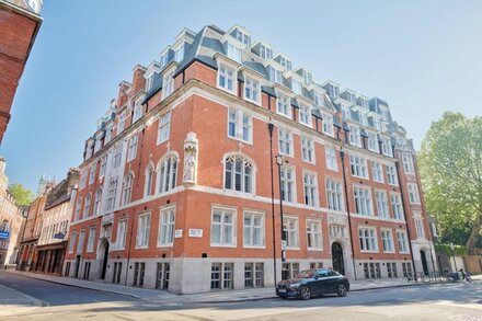 Sonder The Arts Council | Two-Bedroom Apartment near Vauxhall