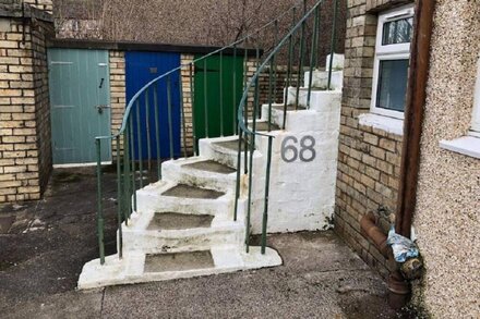 Garden Gate Upper flat, Prestwick Centre