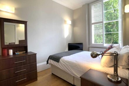 G9 - Trendy and Modern Apartment in Pimlico