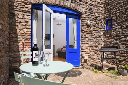 COBALT STUDIO, romantic, country holiday cottage in Dartmouth