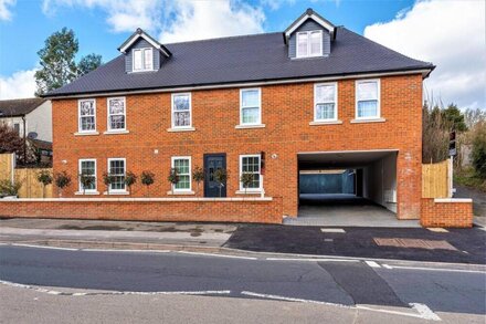 Deanway Serviced Apartments Chalfont St Giles - Apt E