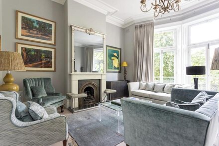 Gledhow Gardens VIII by onefinestay