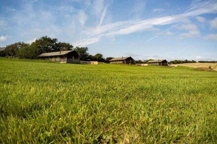 Three Cliffs - Safari Glamping Tent - Llangennith