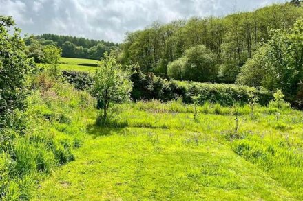 Rural self-contained annexe. Close to Dartmoor, Tamar River & historic towns